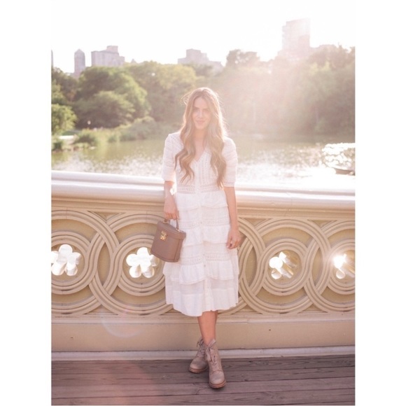 $399 Frye Sabrina 6G Lace Up Beige/Tan Suede/Leather Combat Moto Cute Ankle Boot - Picture 5 of 16